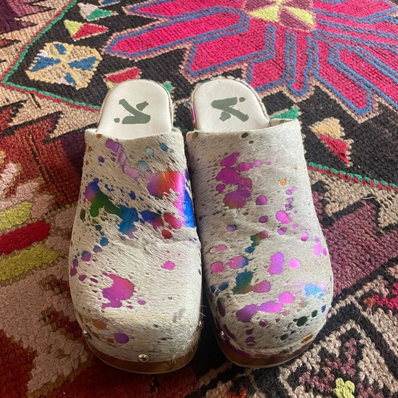 Gorgeous calf skin clogs from Ibiza - Picture 2 of 6